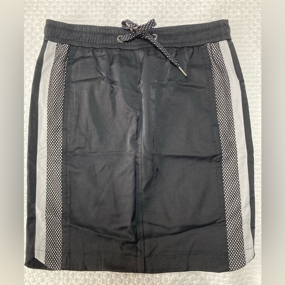 MARC CAIN ATHLETIC BLACK and WHITE SKIRT - Size Small - Picture 5 of 10